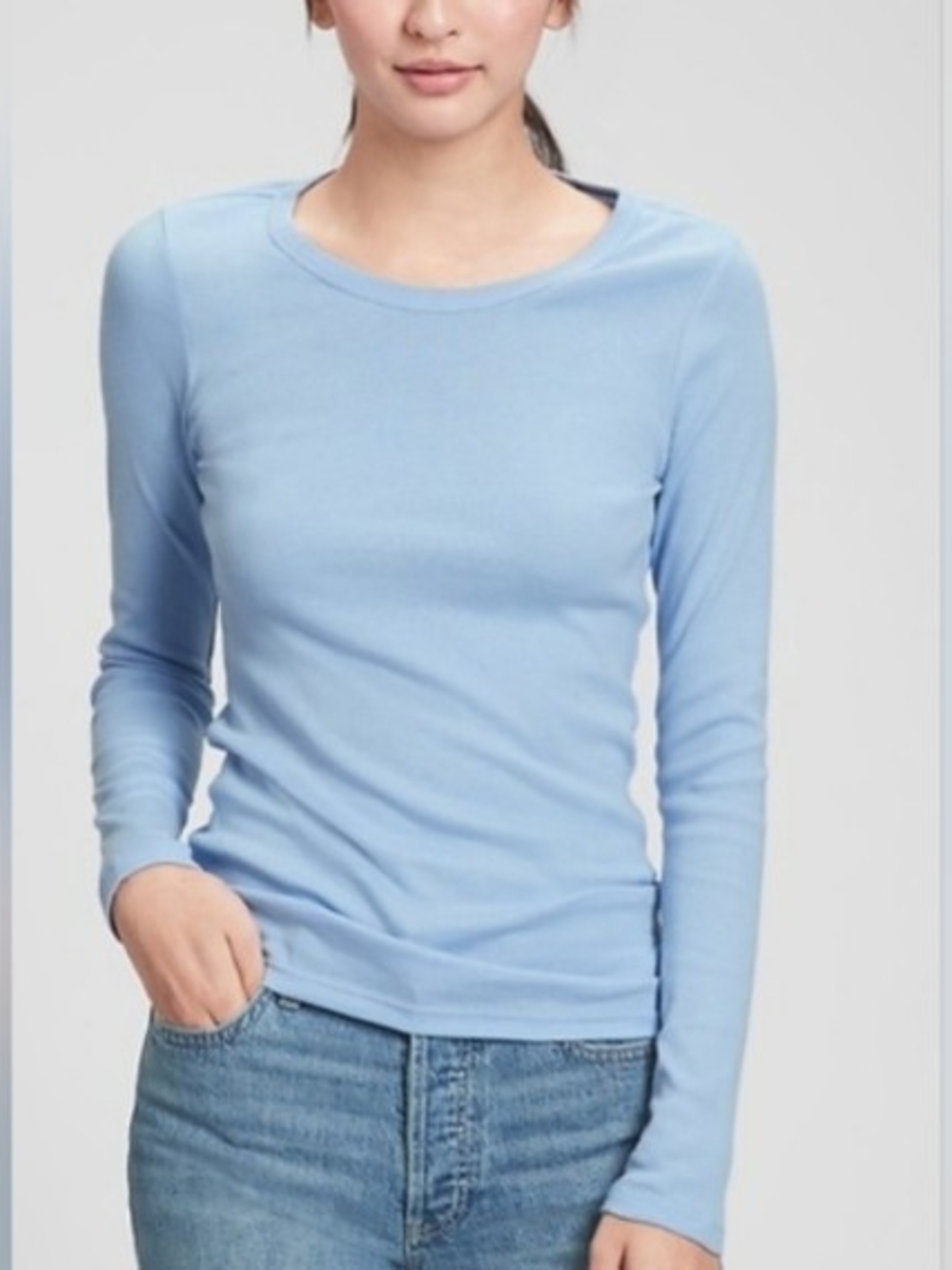 Gap Favorite Crewneck T-Shirt